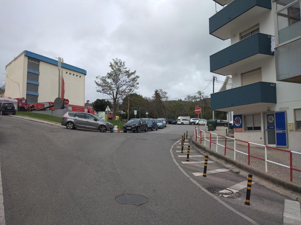 Apartamento Blue Dream Sesimbra Bagian luar foto